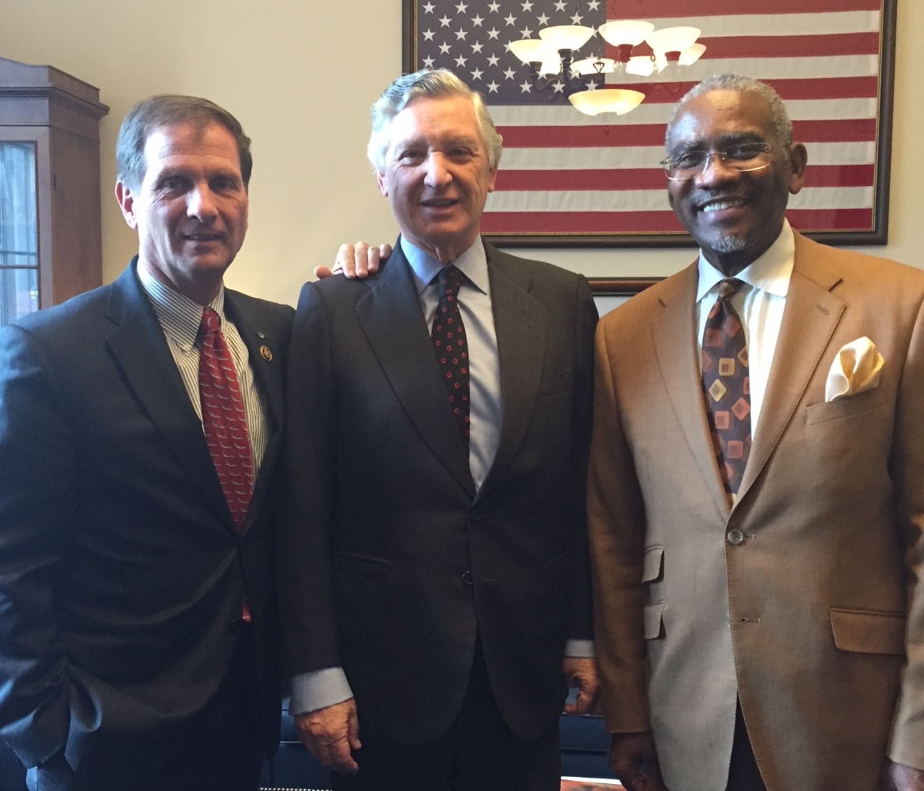 Congressional Caucus on Peru Co-Chairs, Senator Christopher Stewart (R-Utah), Representative Gregory Meeks (D-NY), and Peruvian Ambassador to the United States Carlos Pareja discuss bilateral issues.
