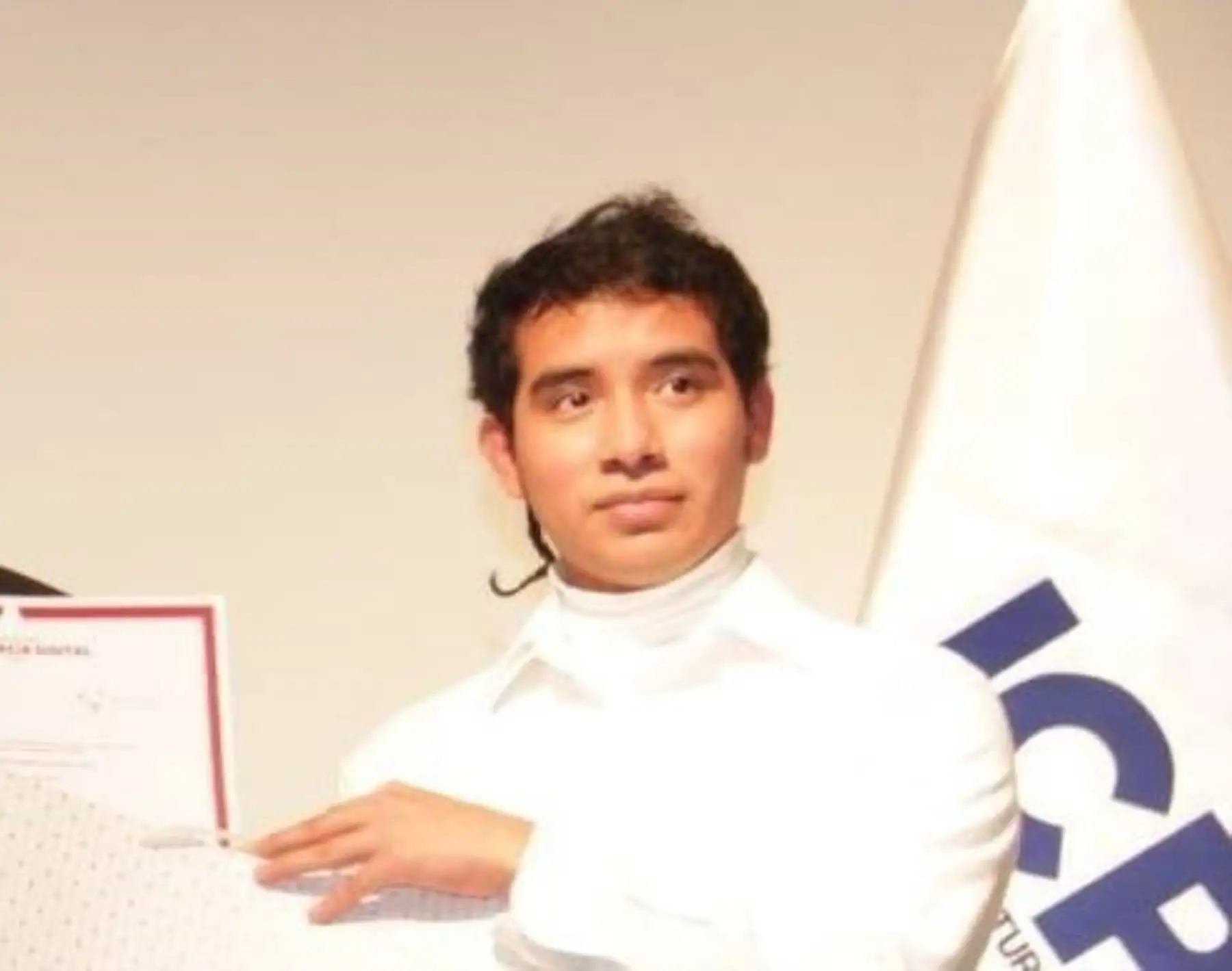 Distinguen en Londres a joven peruano que creó aplicativo para luchar contra el crimen.