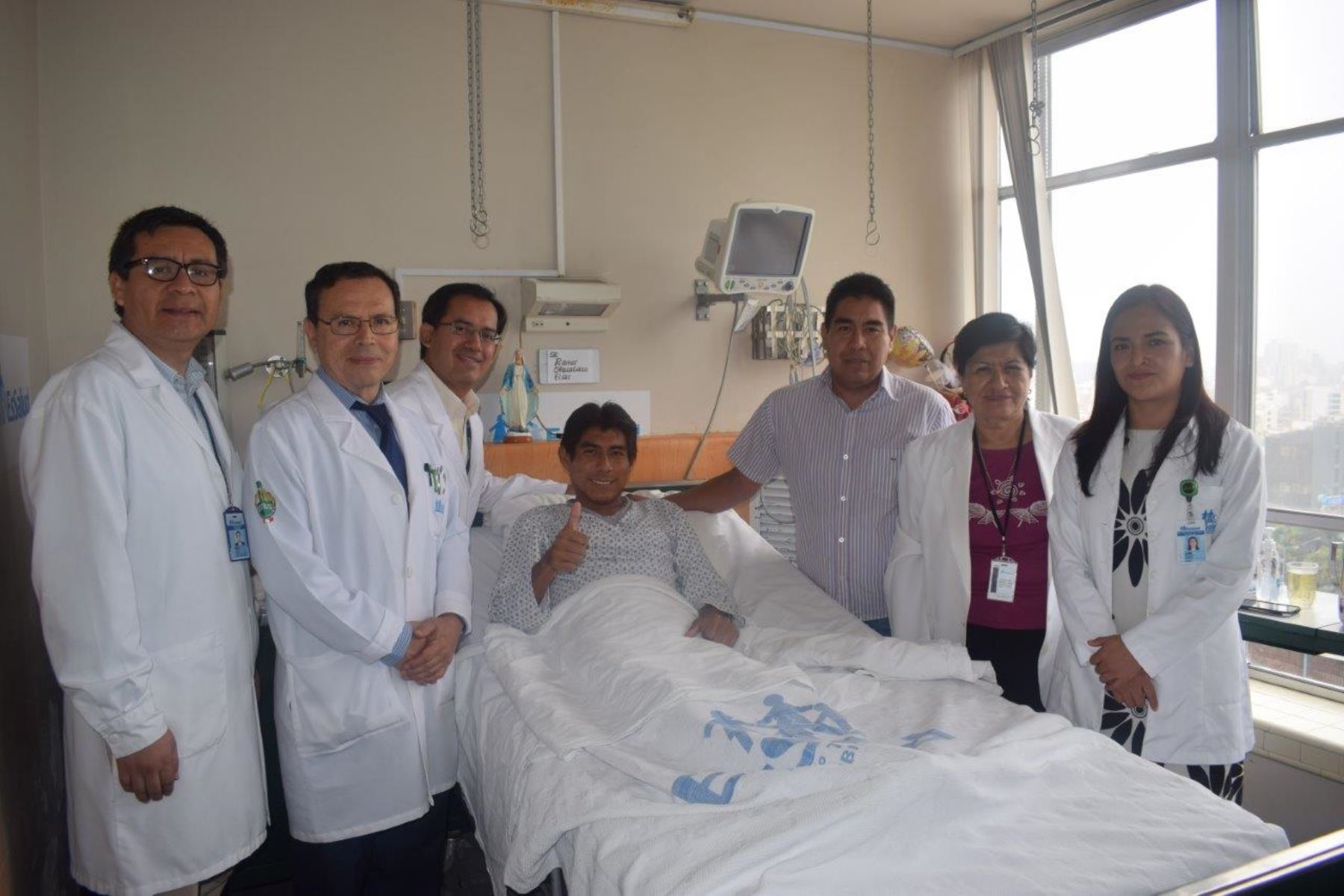 Paciente asegurado del Hospital Rebagliatti, Elías Ramos, logró trasplante de riñón de donante vivo a pesar de tener tipo de sangre diferente.