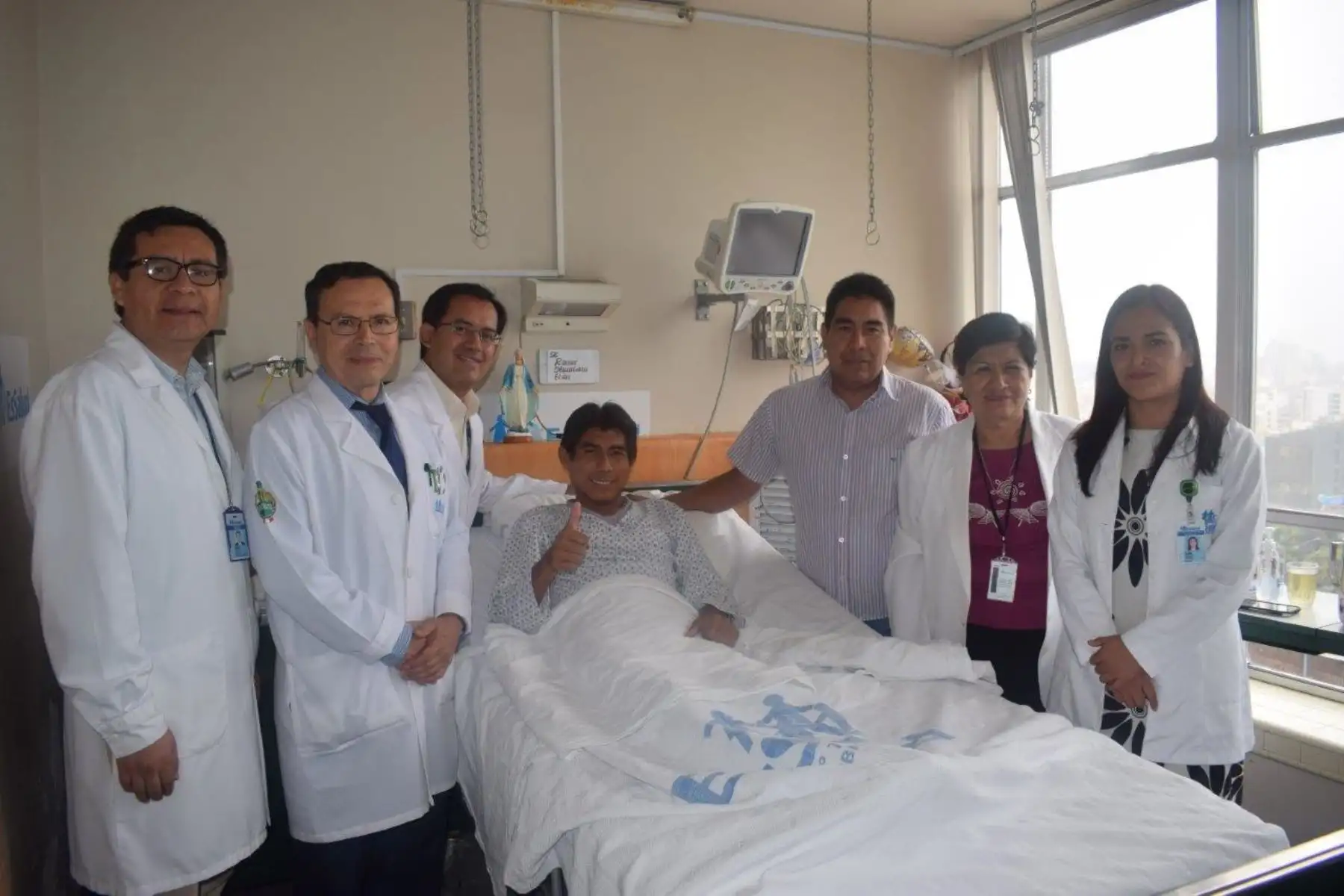 Paciente asegurado del Hospital Rebagliatti, Elías Ramos, logró trasplante de riñón de donante vivo a pesar de tener tipo de sangre diferente.