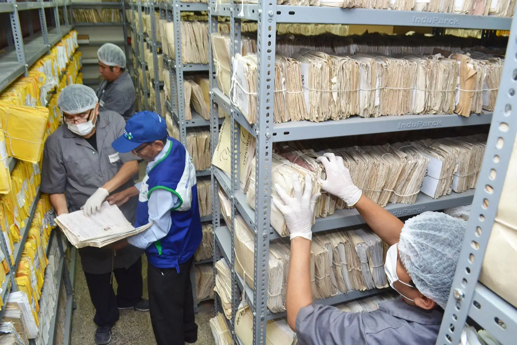 Con la implementación de formulario virtual ya no se necesitará más imprimir y archivar papel, porque la información es ahora digital. Foto: Difusión