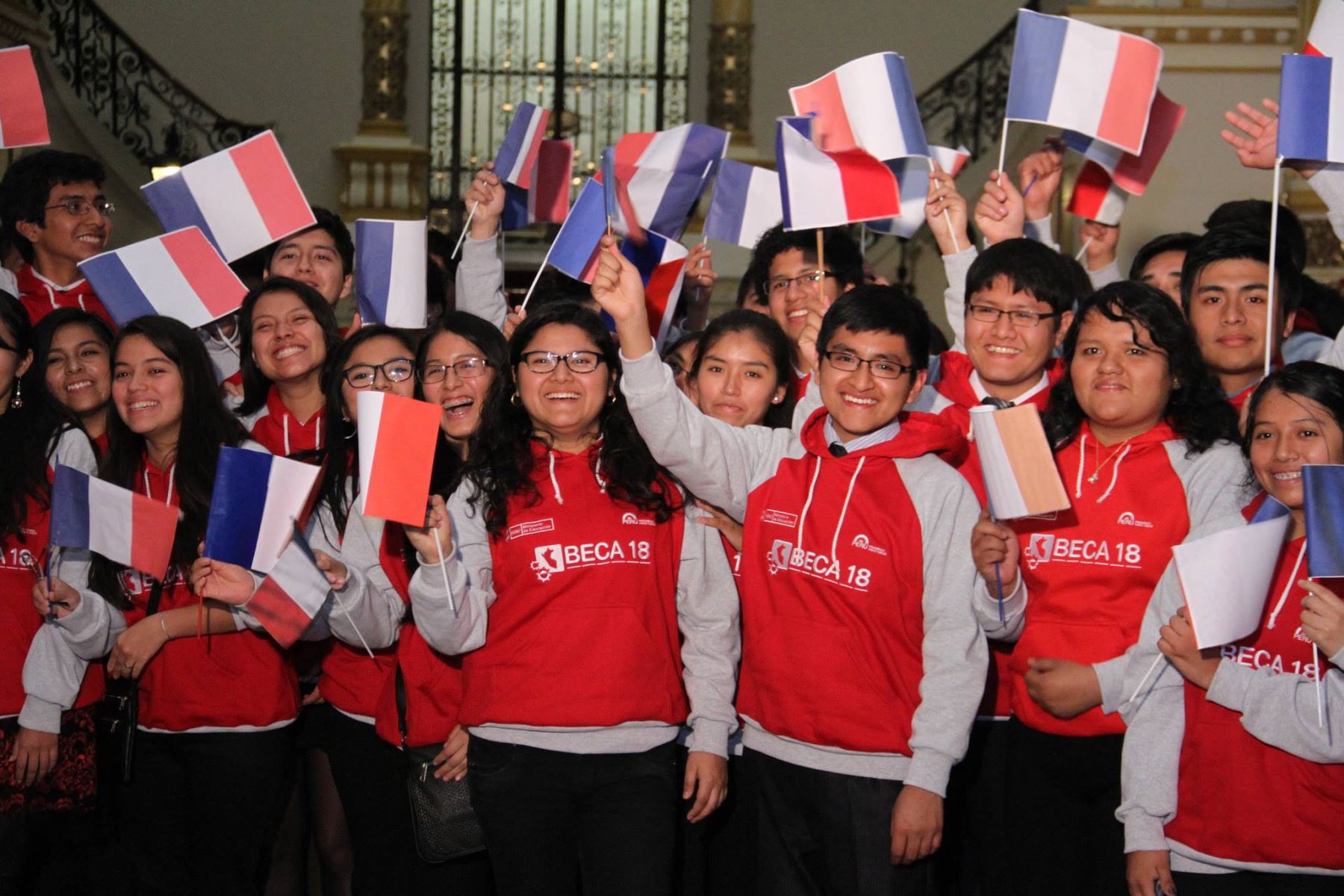 Becarios peruanos a Francia. Foto: Andina/difusión