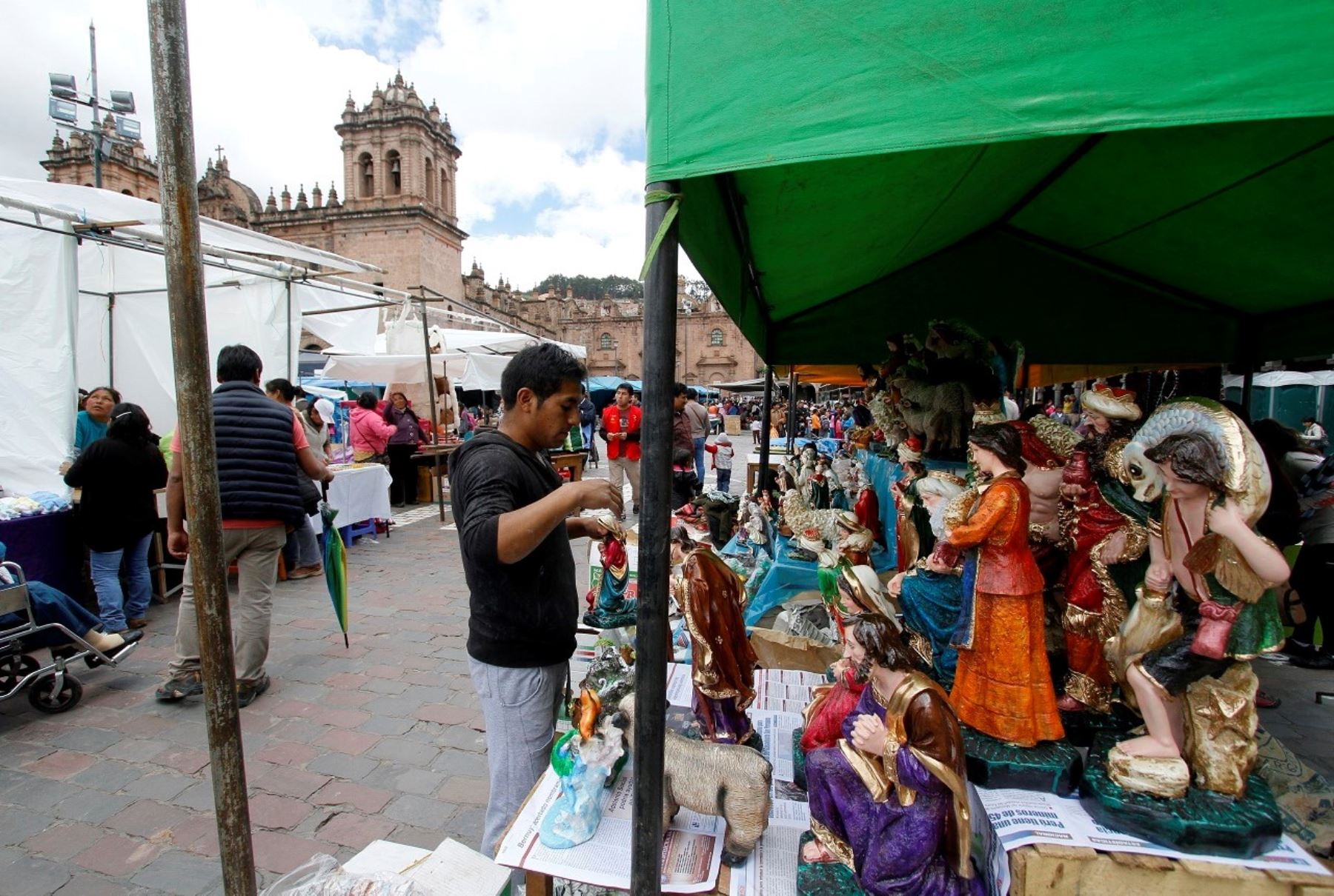 Emufec pide que nombre de Santurantikuy no se utilice en otras ferias de Cusco. ANDINA/Percy Hurtado Santillán