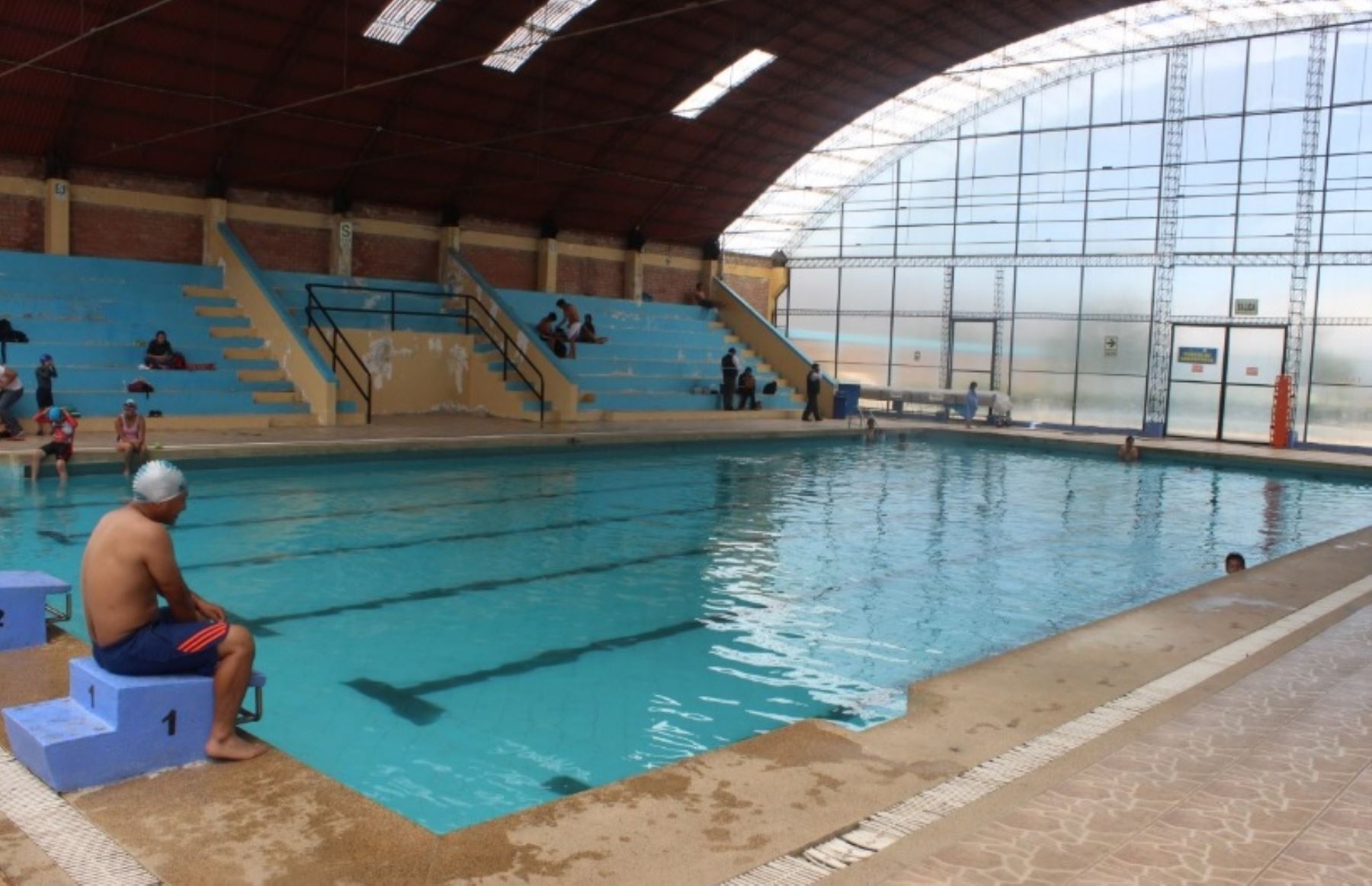 Piscinas En Lima Defensoria Del Pueblo Alerta Sobre Falta De Agua De Calidad Noticias Agencia Peruana De Noticias Andina