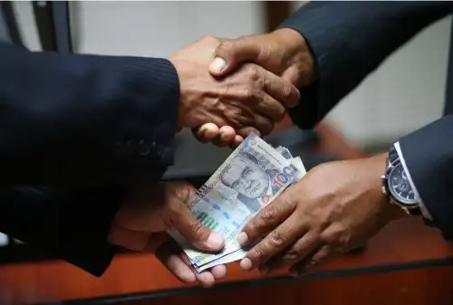 La corrupción afecta la moral de una población y no denunciarla significa convertirse en su cómplice, afirman especialistas. Foto: ANDINA/Eddy Ramos.