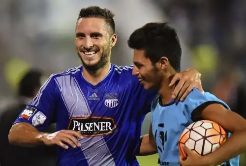 Emanuel Herrera jugó la Copa Libertadores con Emelec. AFP