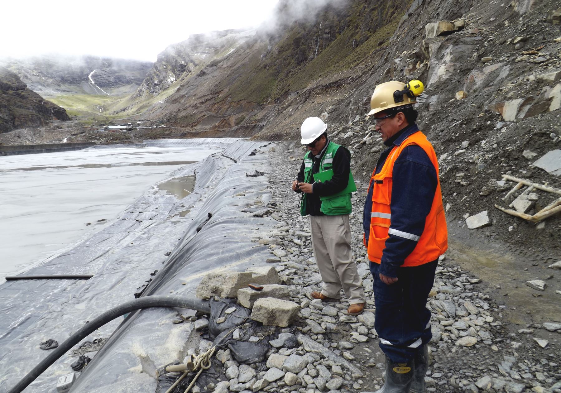 Ministerio de Energía y Minas coordina apoyo para monitorear acciones ante la emergencia ambiental reportada en Ananea, región Puno. ANDINA/Difusión