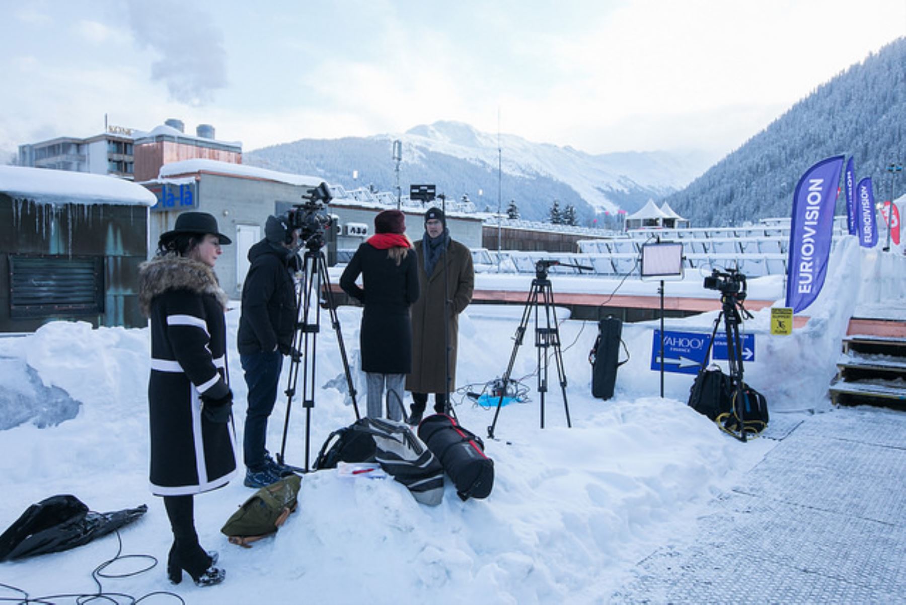 La prensa internacional cubre las reuniones de Davos bajo extremadas temperaturas. Foto: WEF.