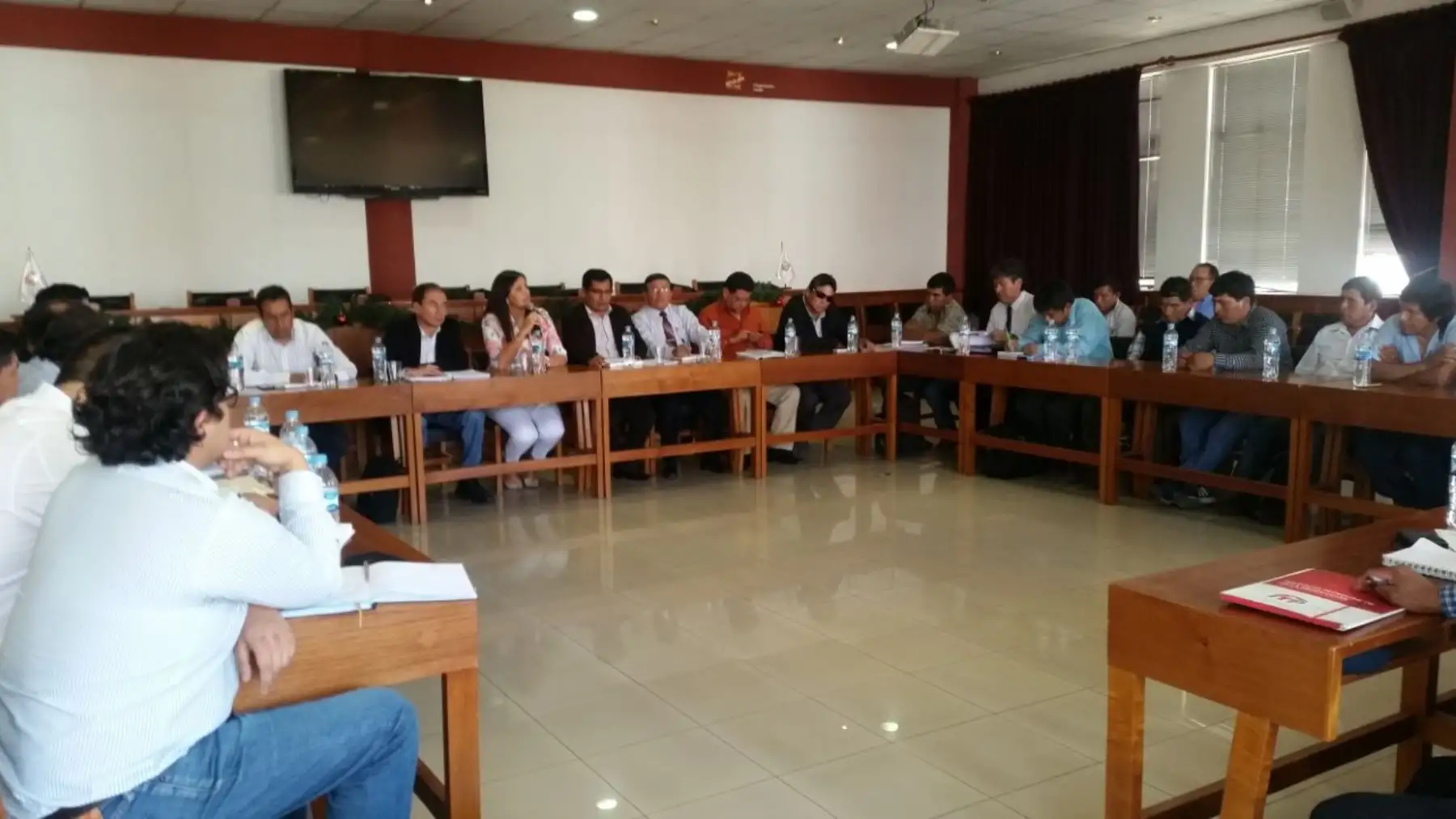 El Gobierno Regional de Arequipa contribuyó al consenso alcanzado por la población del distrito de Tapay, en la provincia de Caylloma, y la Compañía de Minas Buenaventura S.A.A, para el inicio de operaciones en su jurisdicción para extraer oro y plata durante los próximos años, con una inversión de 362 millones de dólares.