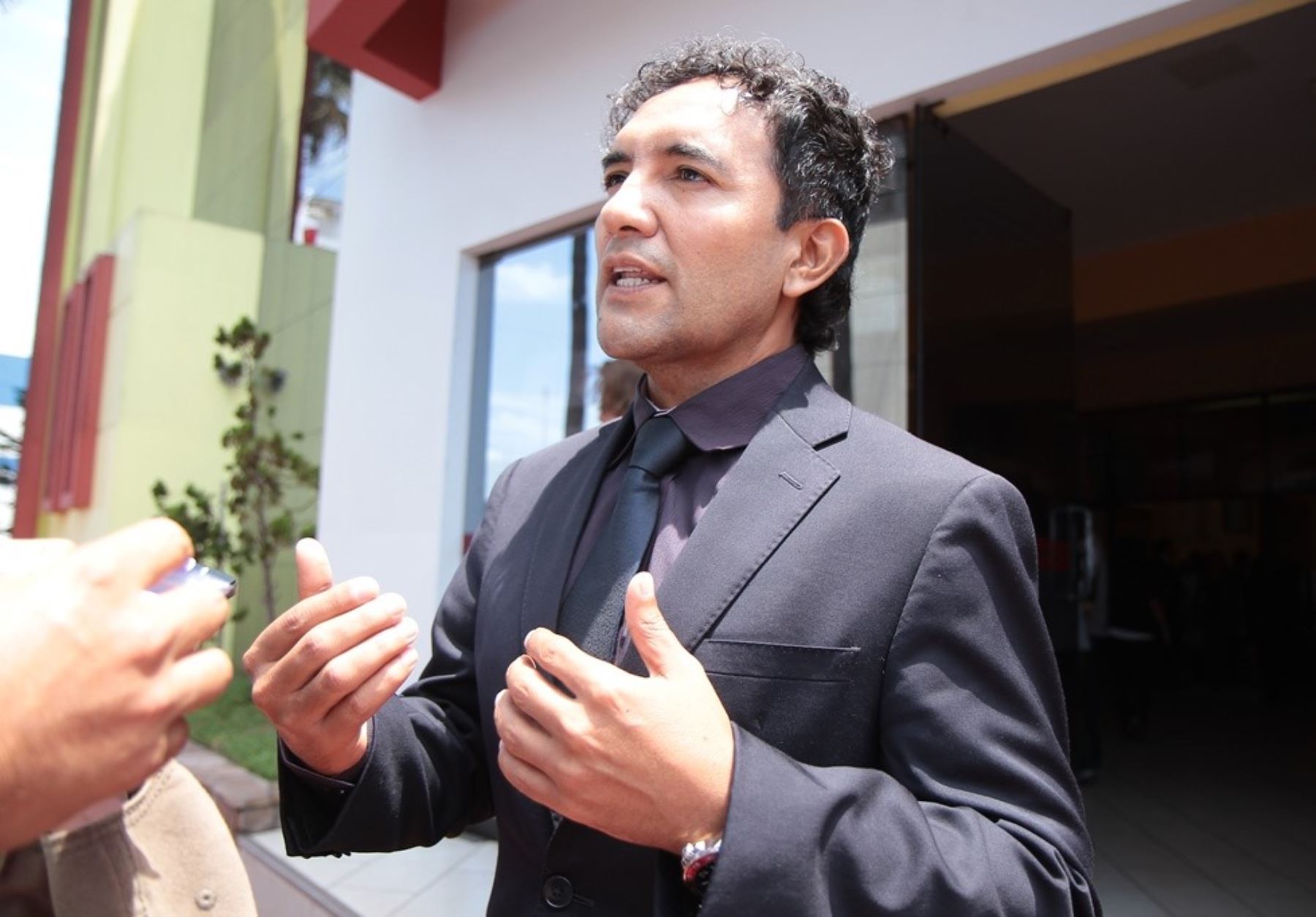 Fiscalía pide 36 meses de plazo para investigar a alcalde de Nuevo Chimbote, Valentín Fernández. ANDINA
