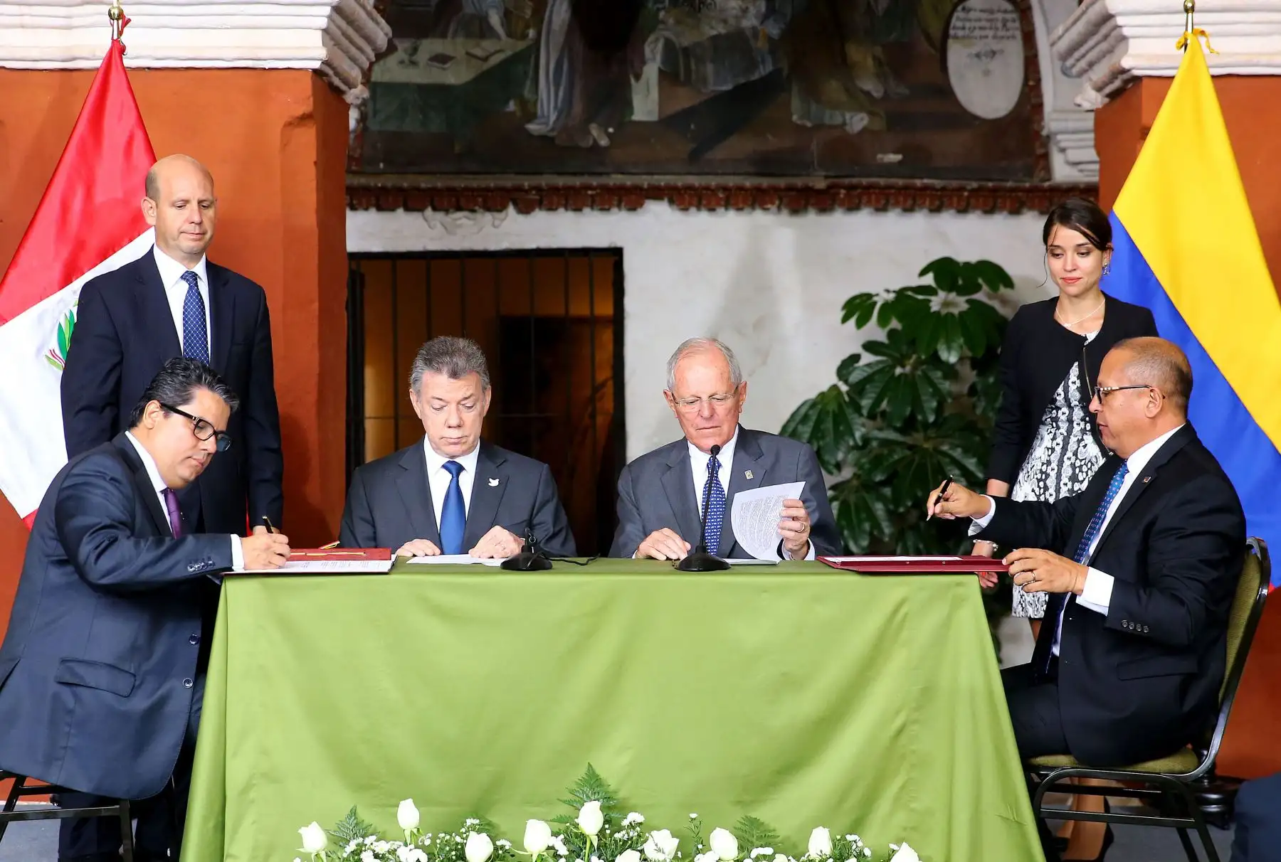 AREQUIPA-PERU ENERO 27. Suscripción de acuerdos y adopción de la Declaración Conjunta de la III Reunión del Gabinete Binacional Perú-Colombia. Foto: ANDINA/Prensa Presidencia