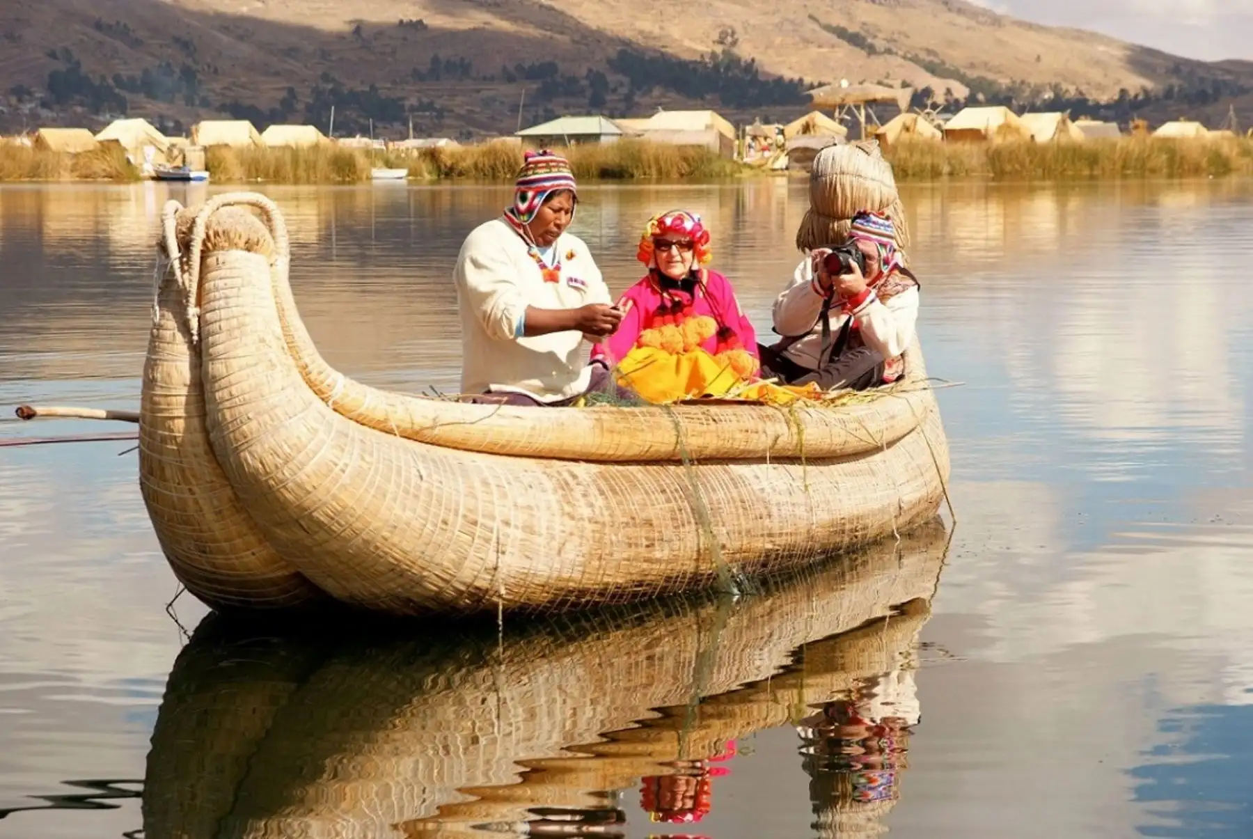 El Día de la Madre se celebra el segundo domingo de mayo y entra las opciones para regalar al ser más amado de la familia existe la posibilidad de viajar a cualquiera de los fascinantes destinos turísticos que tiene el Perú donde, sin duda, se vivirán experiencias inolvidables. ANDINA/Difusión