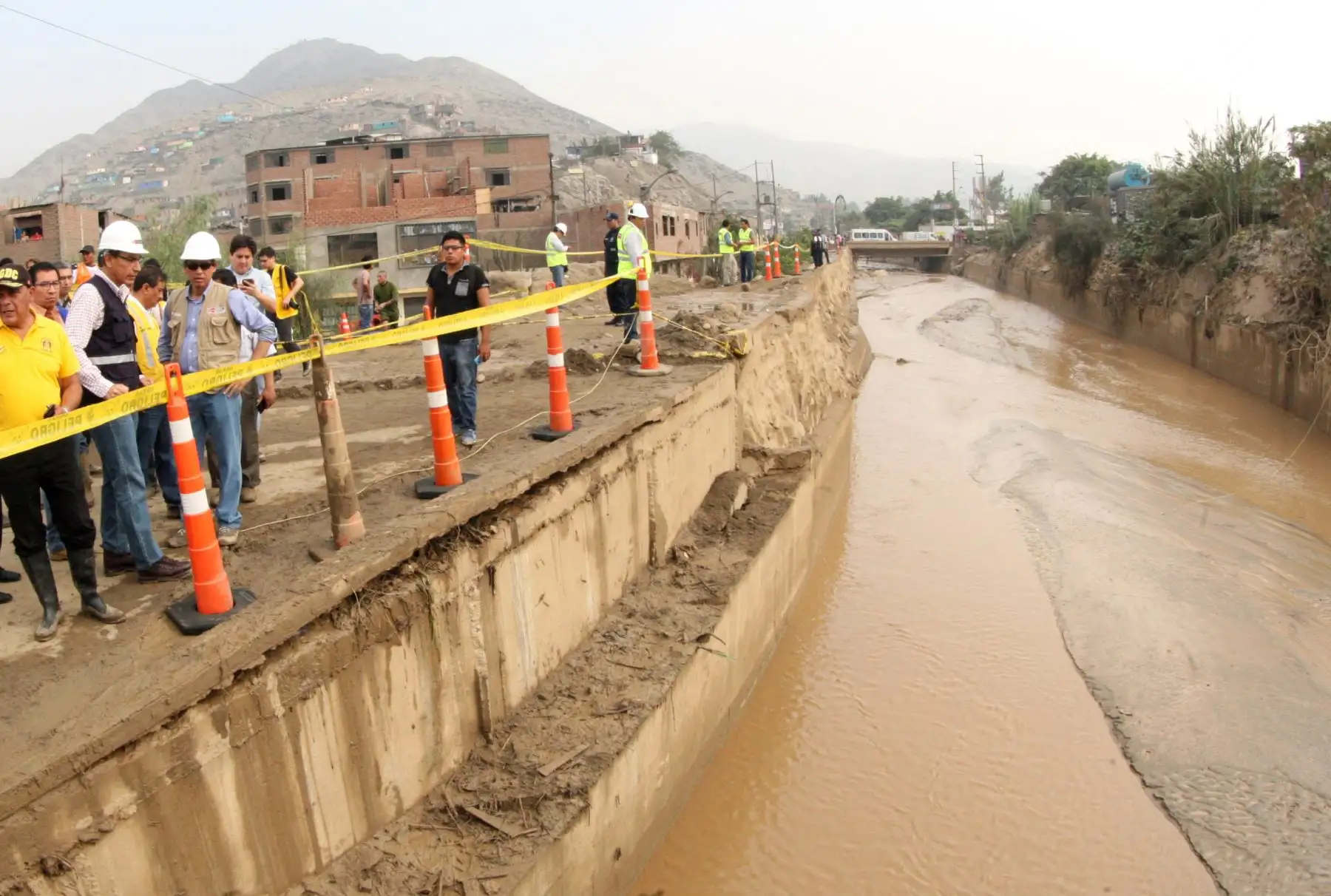 LIMA,PERÚ-FEBRERO 01.Ministro de Transportes, Martín Vizcarra, supervisa puente Huaycoloro colapsado.Foto: ANDINA/Jhony Laurente