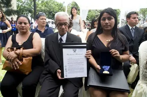Reconocen a personal fallecido en Huarochirí como "héroes de la salud pública". Foto:Andina/difusión