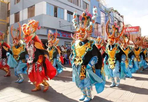 Parada y Veneración a la Virgen de la Candelaria está prevista desde las 08:00 horas, por las calles de Puno. ANDINA