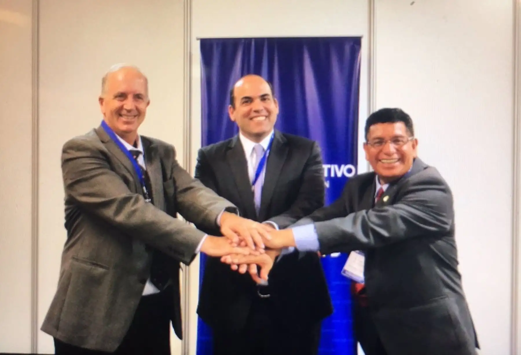 Ica y Huancavelica suscriben un acuerdo sobre la gestión del agua.