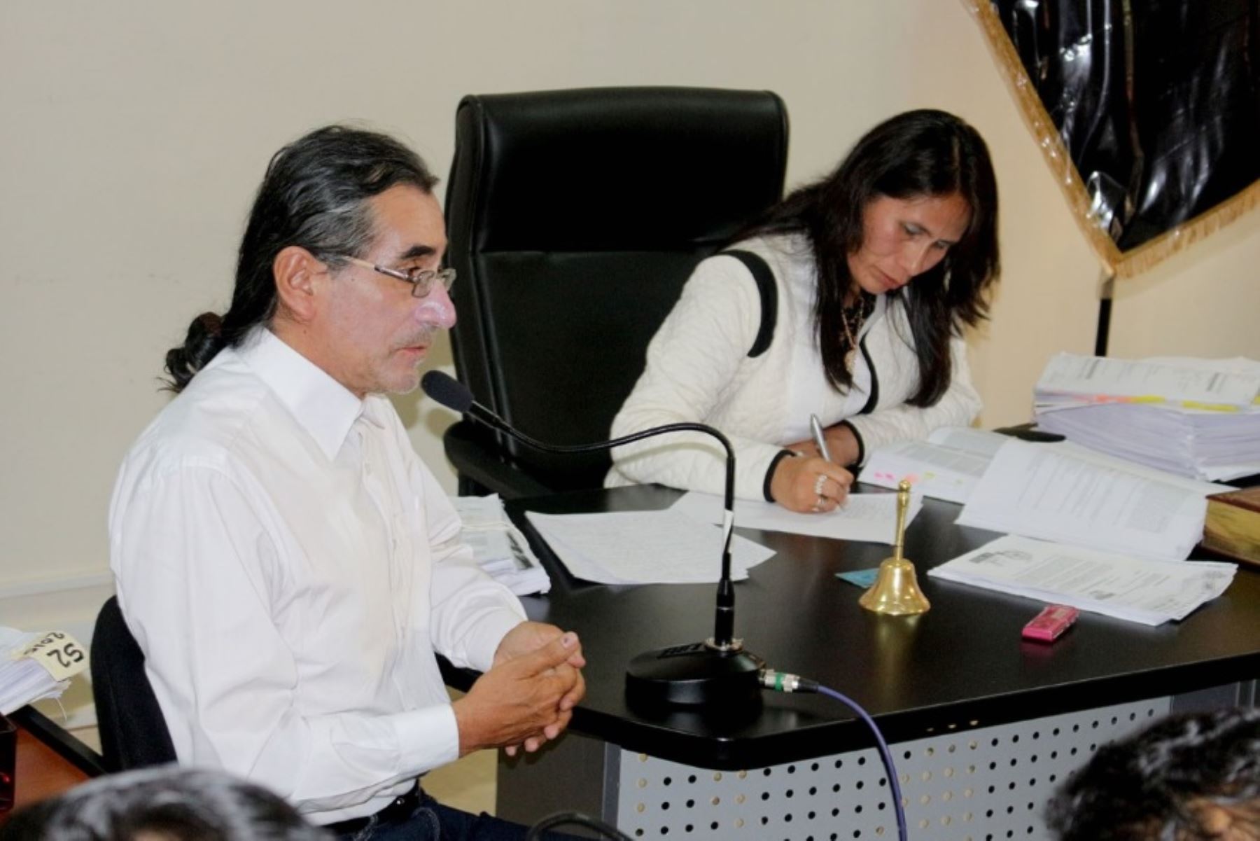 La Corte Superior de Justicia de Áncash condenó al suspendido gobernador regional de Áncash, Waldo Río Salcedo, a un año de inhabilitación para ejercer la función pública, por el delito de abuso de autoridad.