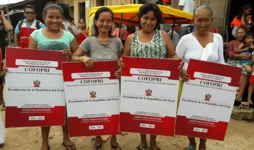 Cofopri entrega más de 1,000 títulos de propiedad en Loreto. ANDINA/Difusión