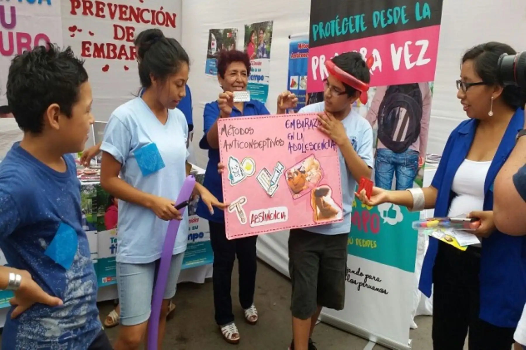 A través de ferias informativas Minsa busca contribuir a la reducción del embarazo adolescente en el país.