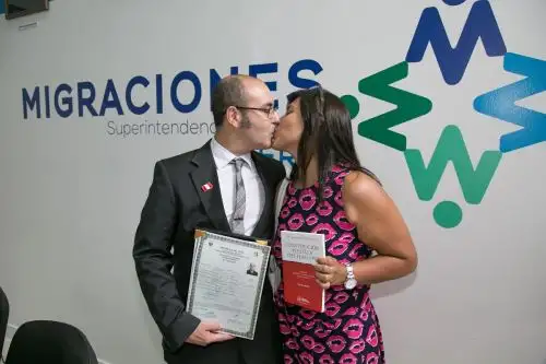 Extranjeros adoptan ciudadania peruana Foto: Migraciones