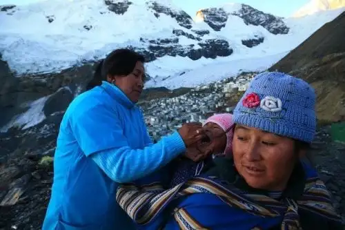 Las regiones que se afectan cuando hay descensos bruscos de temperatura, que pueden darse  de un día para otro o en pocas horas son: Puno, Arequipa, Tacna, Moquegua, Cusco, Ayacucho, Huancavelica, Pasco, Junín y Apurímac.ANDINA/Difusión