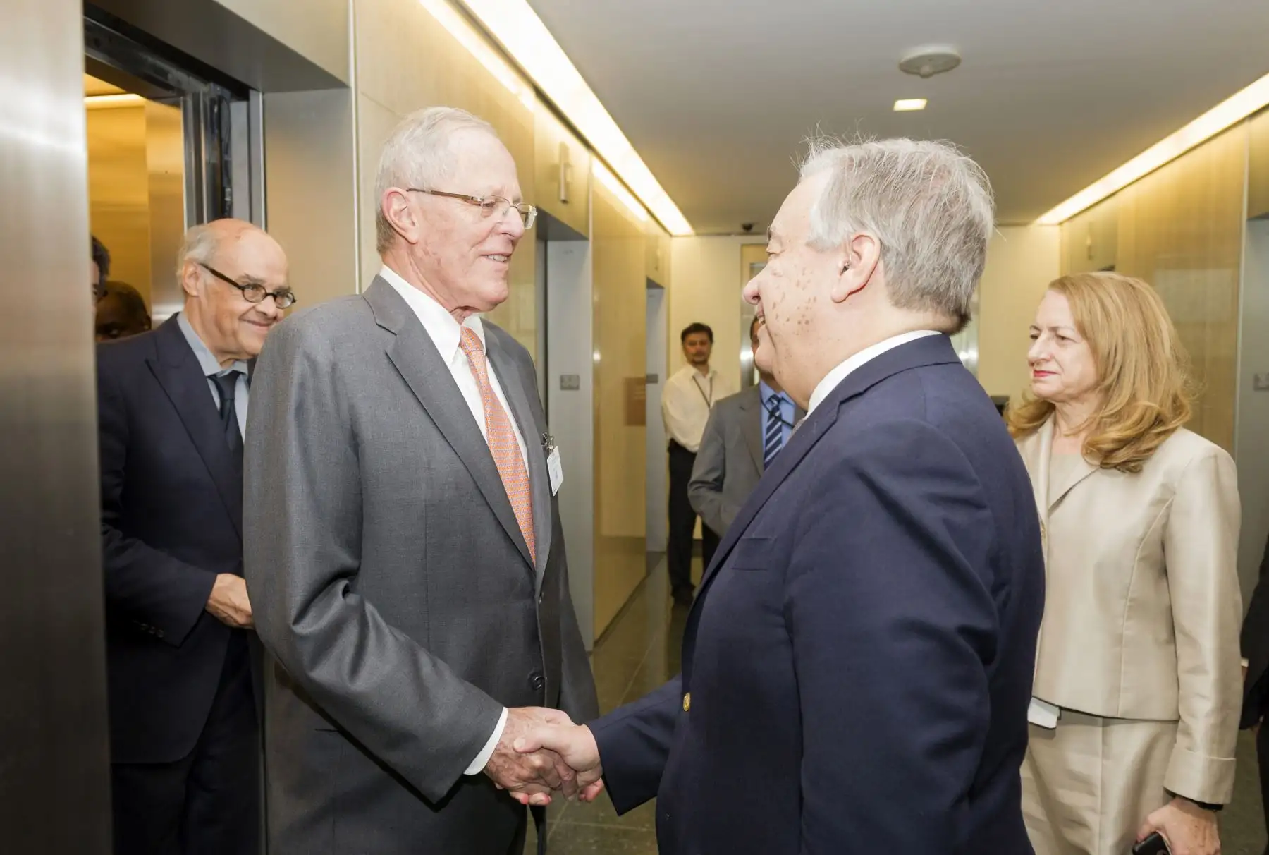 El Presidente Pedro Pablo Kuczynski se reúne con el Secretario General de la ONU, António Guterres, en la sede central de dicho organismo internacional, en Nueva York, Estados Unidos. Foto: ONU