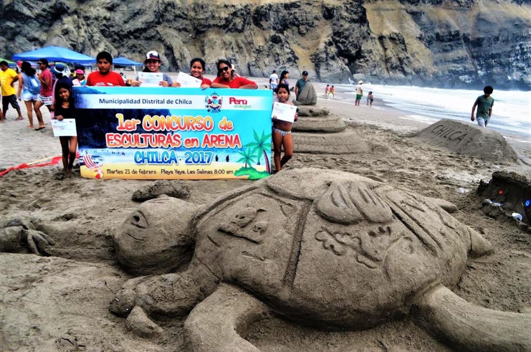 El objetivo fue promover el arte de las esculturas en arena como un instrumento educativo que permita sensibilizar a la población y visitantes sobre la protección del medio ambiente y el cuidado de las playas y el ecosistema marino.