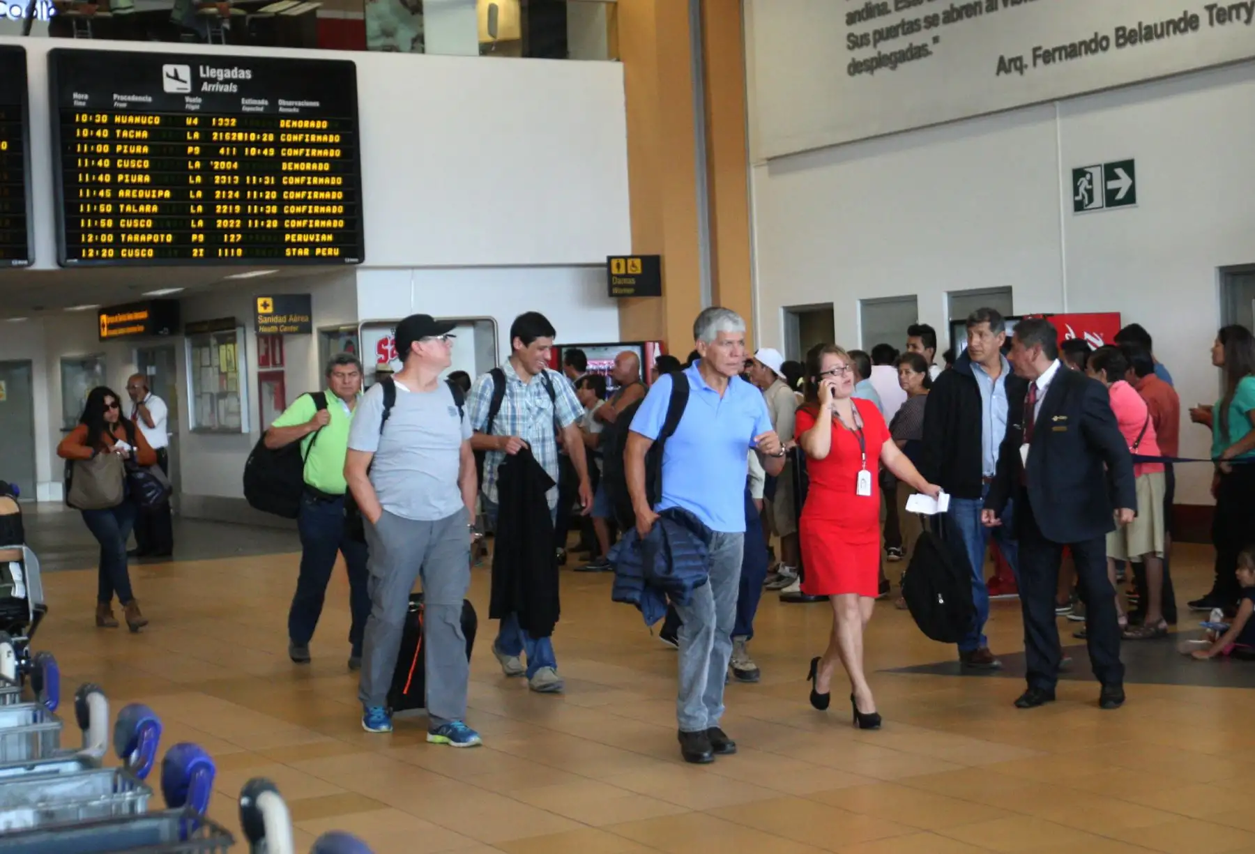 Pasajeros perjudicados. Foto: ANDINA/Jhony Laurente