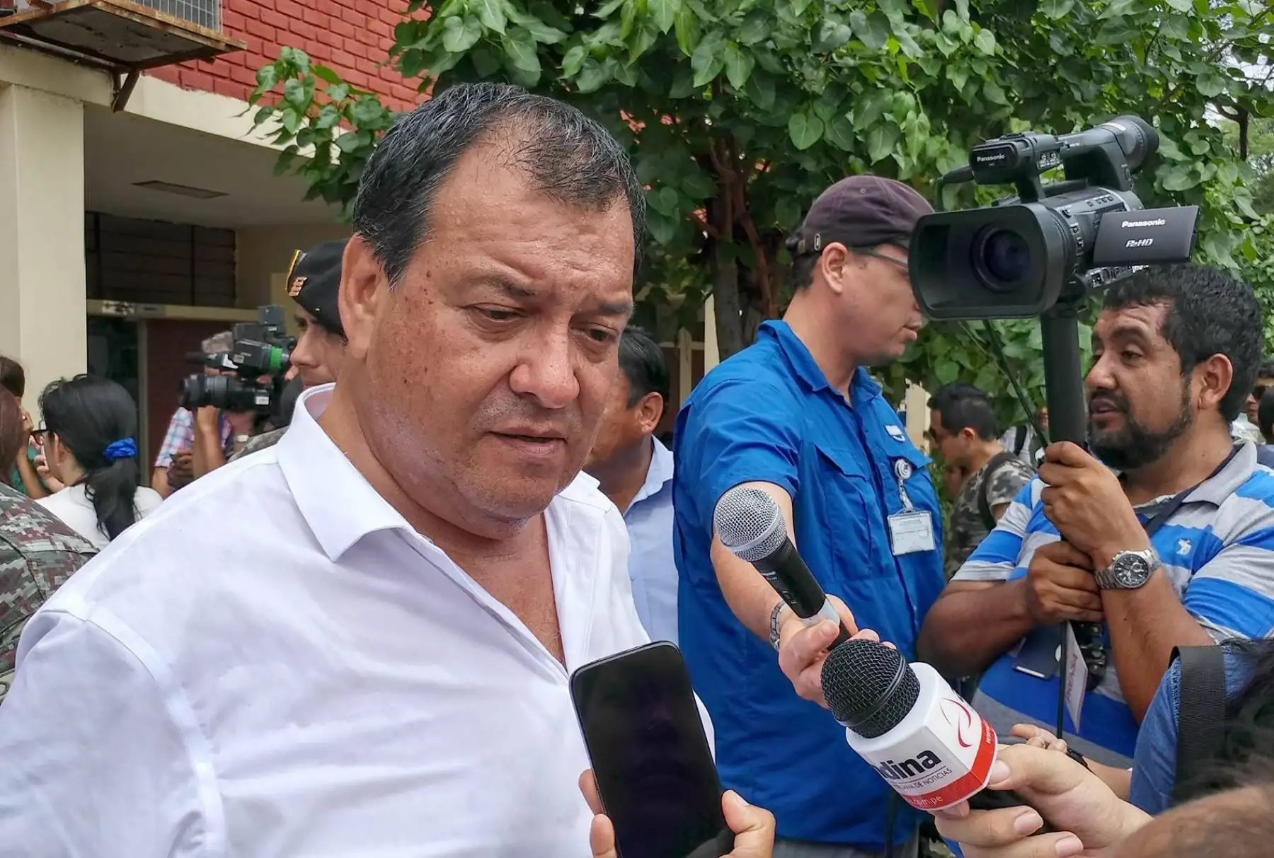 El ministro de Defensa, Jorge Nieto, anunció que el Ejército del Perú entregará de manera directa la ayuda humanitaria a los pobladores damnificados y afectados por las lluvias e inundaciones en la región Piura. Foto: ANDINA/ Vidal Tarqui