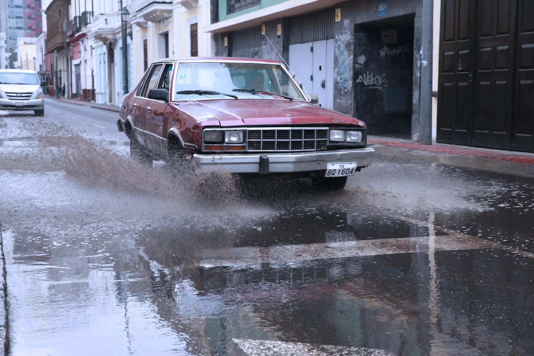 LIMA, PERÚ-MARZO 15.Intensa lluvia en la ciudad  de Lima. Foto: ANDINA/Norman Córdova