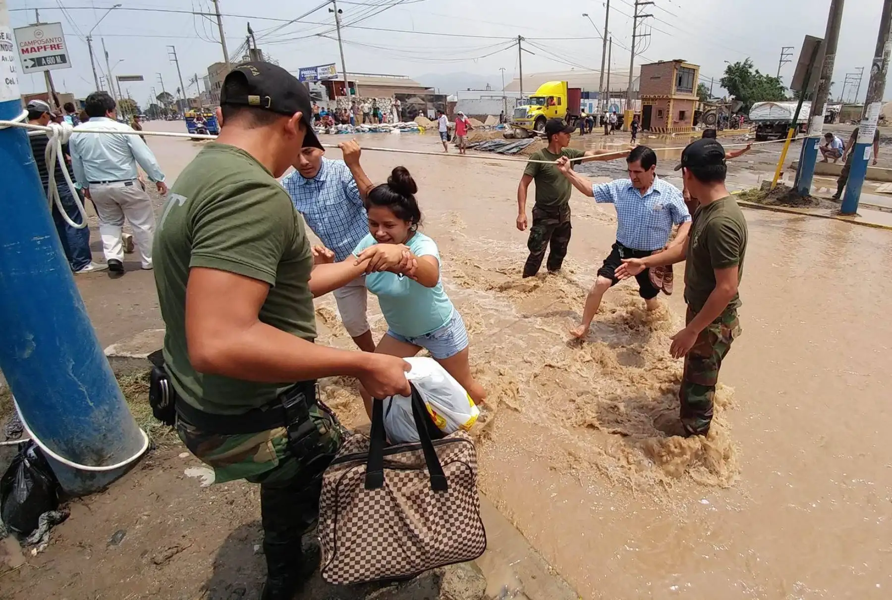 LIMA, PERÚ-MARZO 16.Desborde del río Rímac inunda un sector de Huachipa, al este de Lima. Foto: ANDINA/ Juan Carlos Guzman