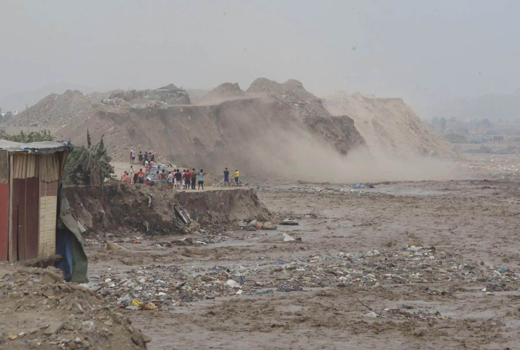 LIMA, PERÚ-MARZO 16. Alarma por crecida de caudal del río Chillón en Lima Norte . Foto: ANDINA/Eddy Ramos