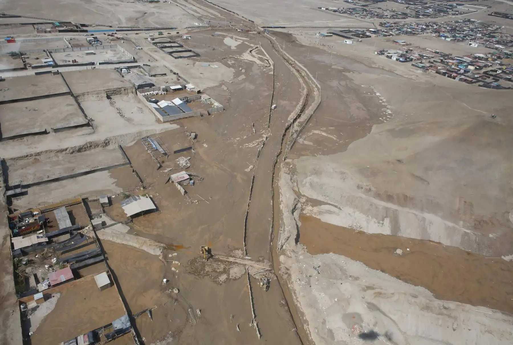 Caída de un nuevo huaico en la zona del balneario de Punta Hermosa. Foto: ANDINA/ Difusión