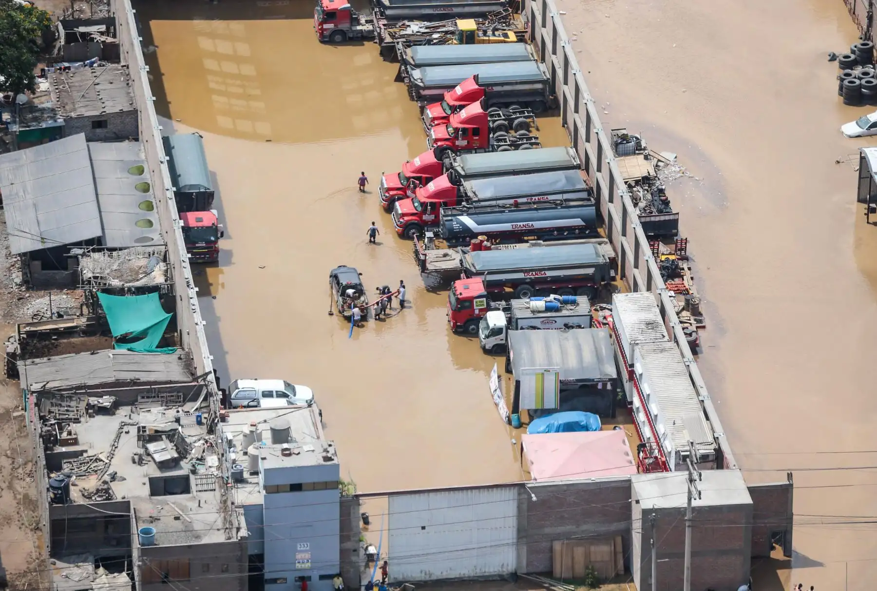 El desborde del río Rímac, generó fuertes daños en diversas localidades de los distritos de San Juan de Lurigancho, y Lurigancho-Huachipa.Foto: ANDINA/ Carlos Lezama