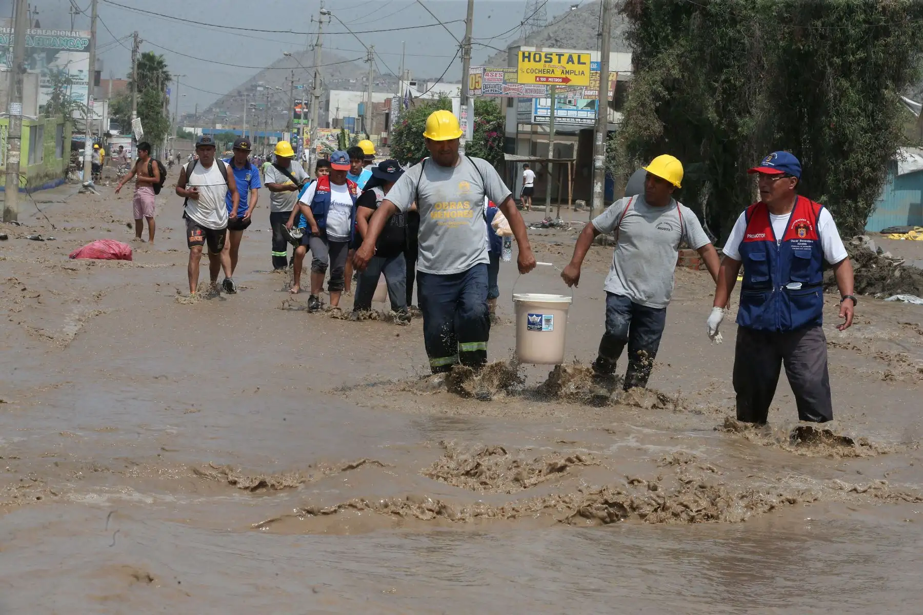 LIMA,PERÚ-MARZO 18. Desborde de río Rimac Carapongo Huachipa  inunda viviendas y avenidas. Foto: ANDINA/Vidal Tarqui