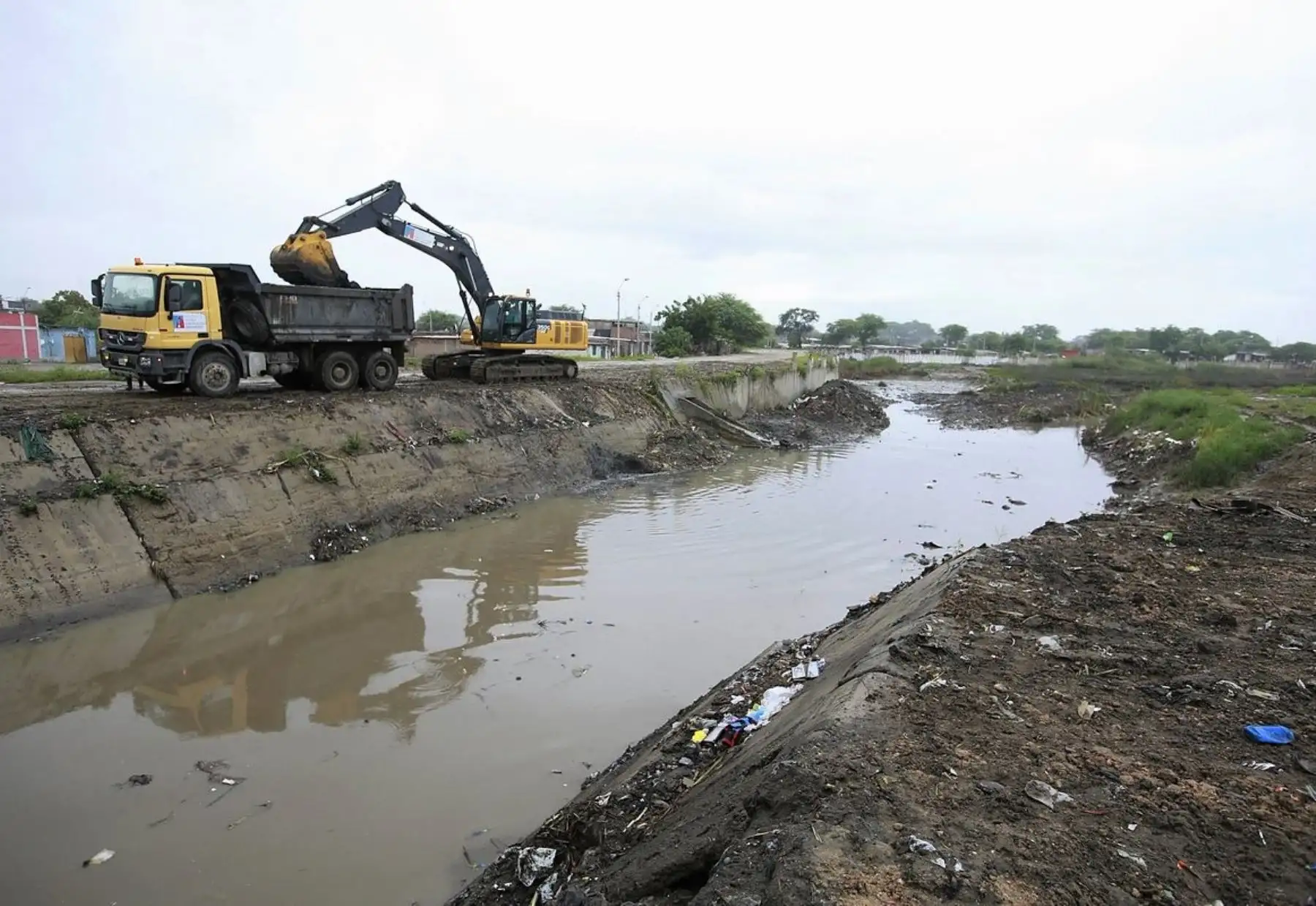 Contraloría identifica irreguularidades en contratación para obra del dren Sullana que involucra a cuatro funcionarios de la municipalidad de Piura. ANDINA/Archivo