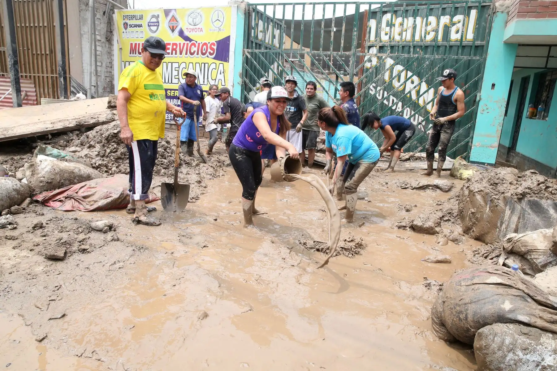 LIMA,PERÚ-MARZO 19. Damnificados por el huaico en Carapongo. Foto: ANDINA/Vidal Tarqui