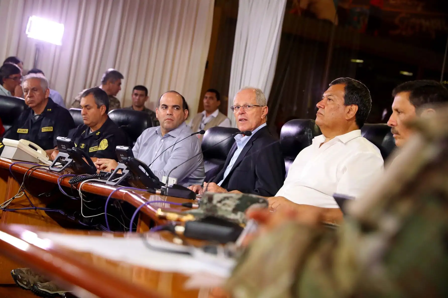 Mandatario recibe último balance de las Fuerzas Armadas, Policía Nacional y Bomberos sobre trabajo que realizan en zonas de emergencia. Foto: ANDINA/ Prensa Presidencia