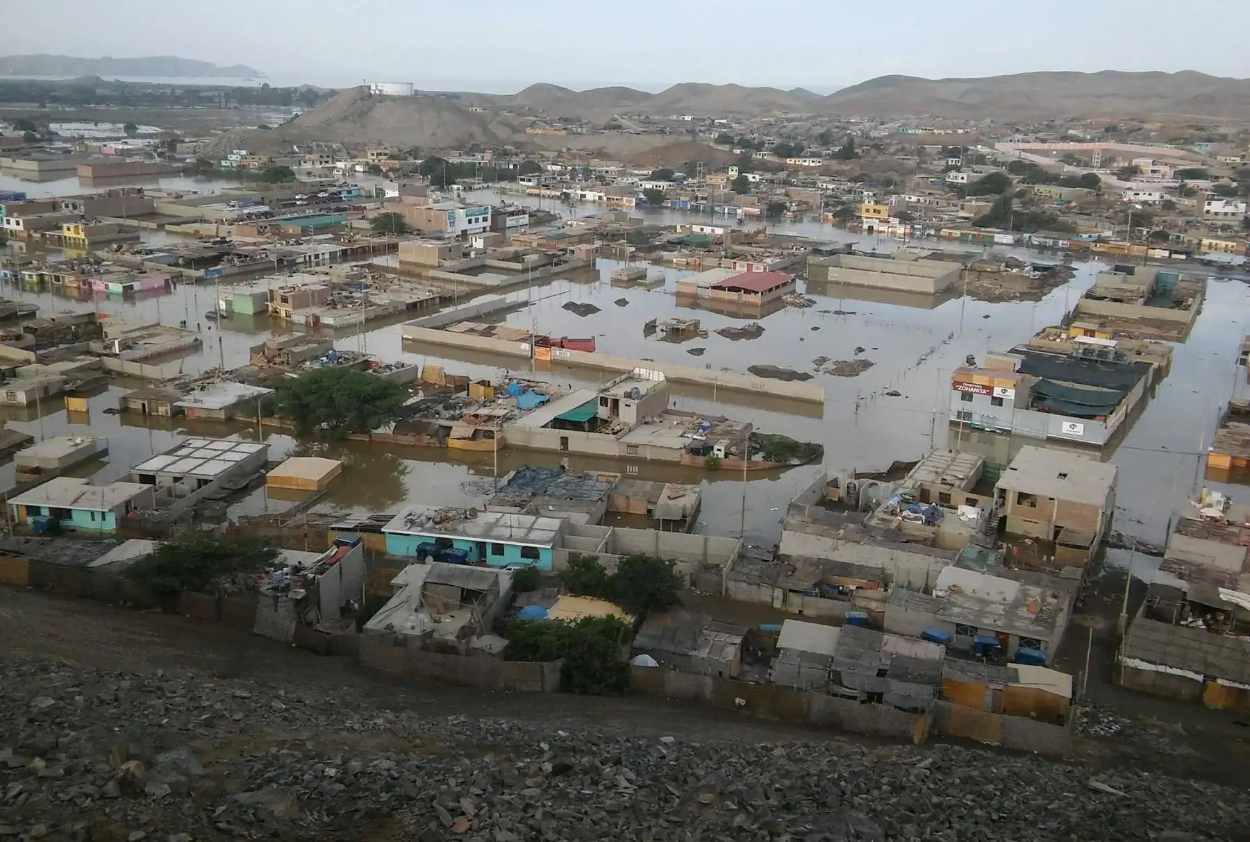 La ciudad de Huarmey en el sur de la región Áncash se encuentra inundada por las intensas lluvias y el desborde de ríos. Foto: ANDINA/Jhony Laurente