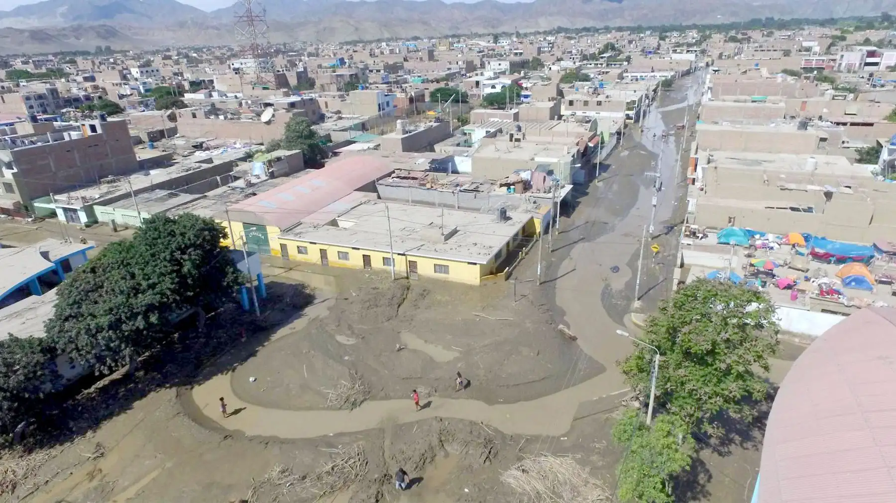La ciudad de Huarmey en el sur de la región Áncash se encuentra inundada por las intensas lluvias y el desborde de ríos. Foto: ANDINA/Jhony Laurente