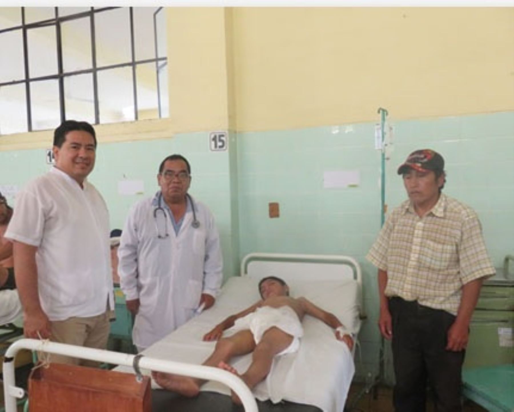 En la madrugada de hoy, el niño Lucero Manayay Santos (10 años) fue operado satisfactoriamente de un cuadro de apendicitis.