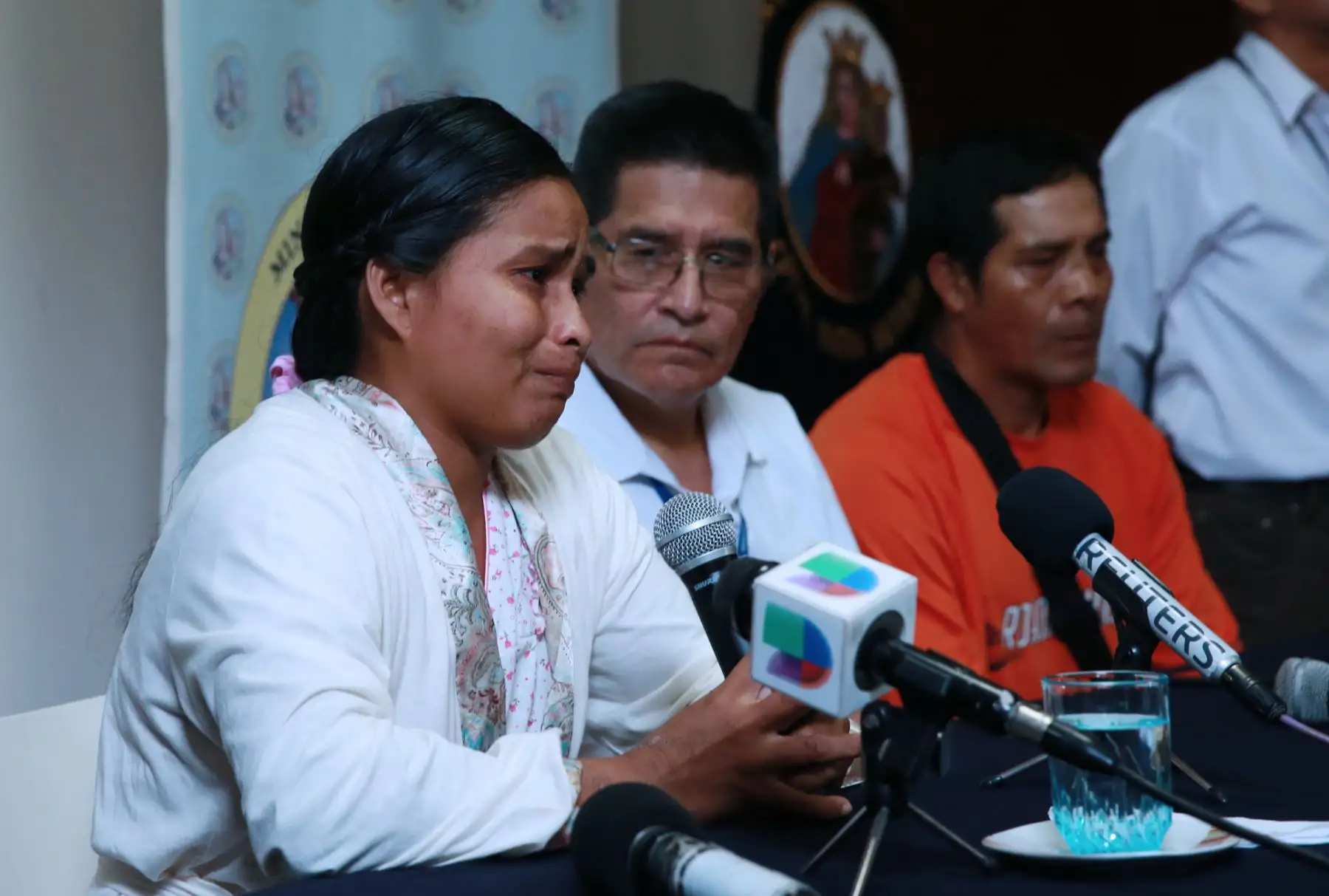LIMA PERÚ, MARZO 22. El director del hospital María Auxiliadora, Julio Medina, presentó en conferencia de prensa Evangelina Chamorro, la mujer que sobrevivió al huaico en Punta Hermosa  Foto: ANDINA/Norman Córdova