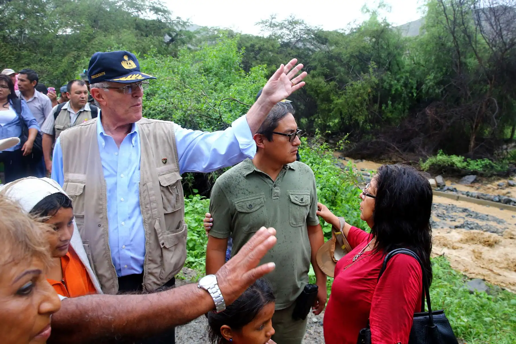 LIMA PERÚ, MARZO22. Presidente Kuczynski sobrevoló e inspeccionó zonas afectadas por lluvias y huicos en Huarmey Foto: ANDINA/Prensa Presidencia