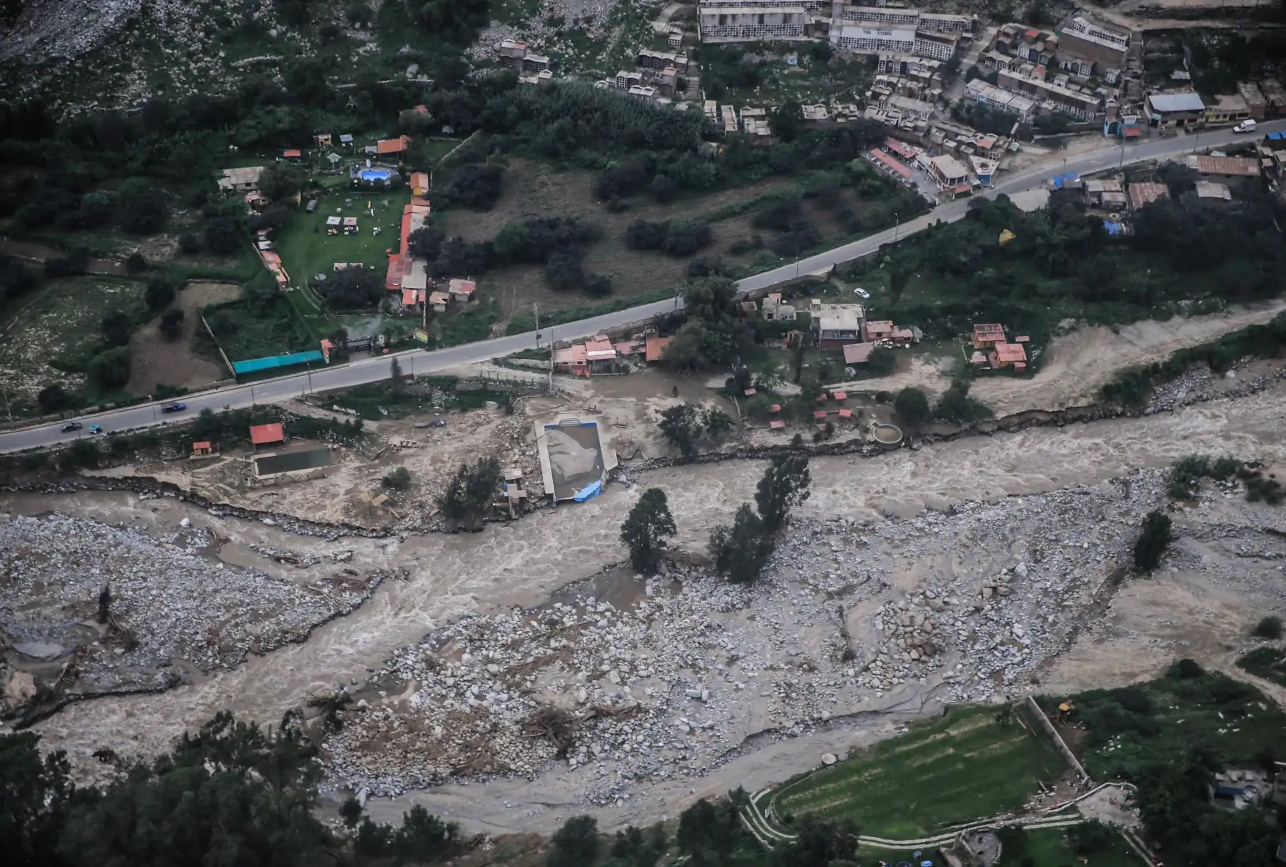LIMA,PERÚ-MARZO 23.Desborde del río Rímac en Chosica. Foto: ANDINA/Carlos Lezama.