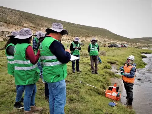 La zona evaluada comprende el área de influencia del Proyecto Quellaveco, como es la cuenca del río Asana hasta el río Osmore en Ilo, y la cuenca de los ríos Chilota, Vizcachas y Titire.