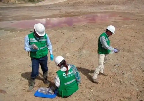 OEFA dicta medida para evitar que aguas ácidas afecten río Azufrini en Puno.