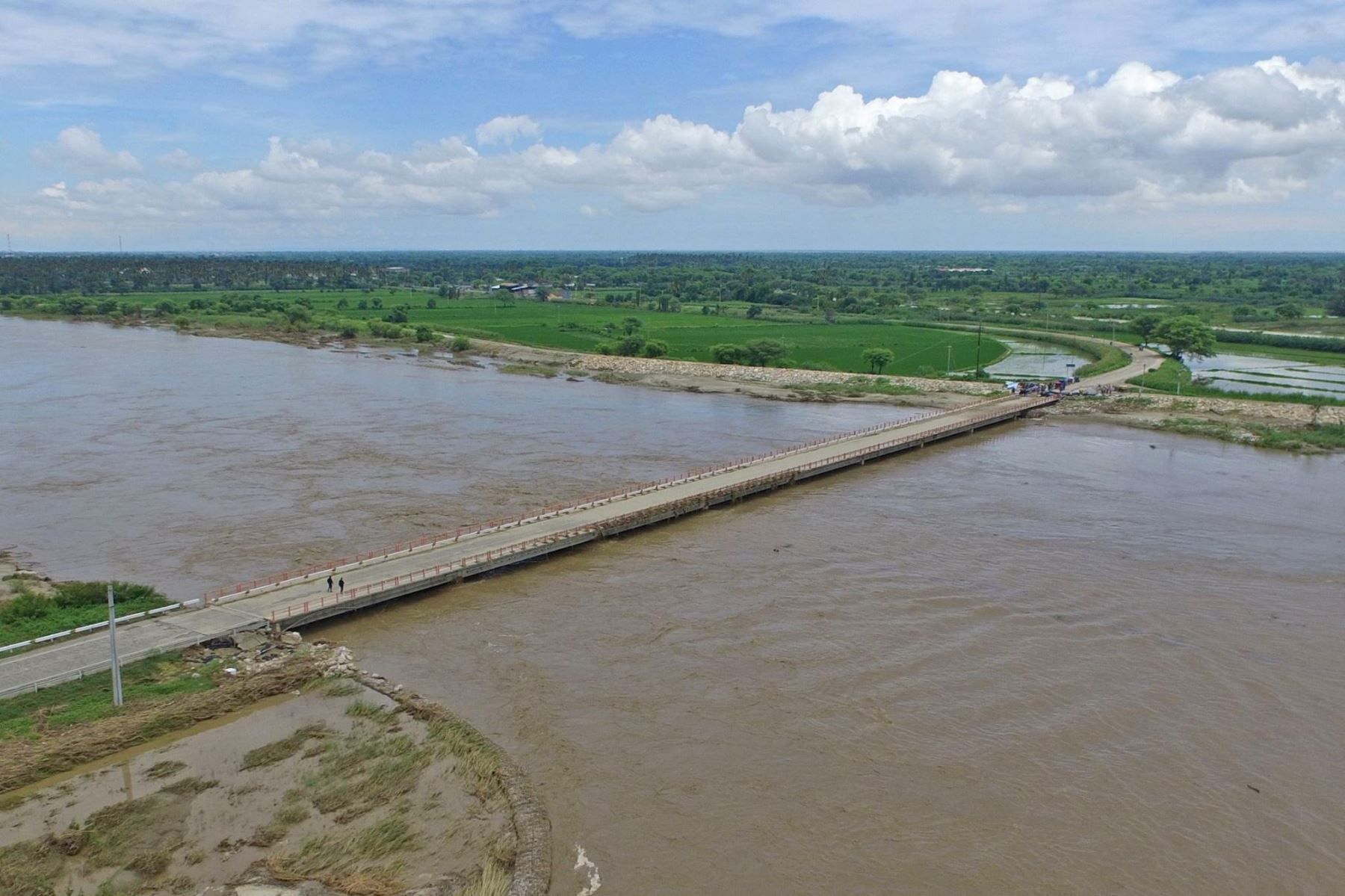 Indeci emite alerta roja por incremento del caudal del río Piura. ANDINA/archivo