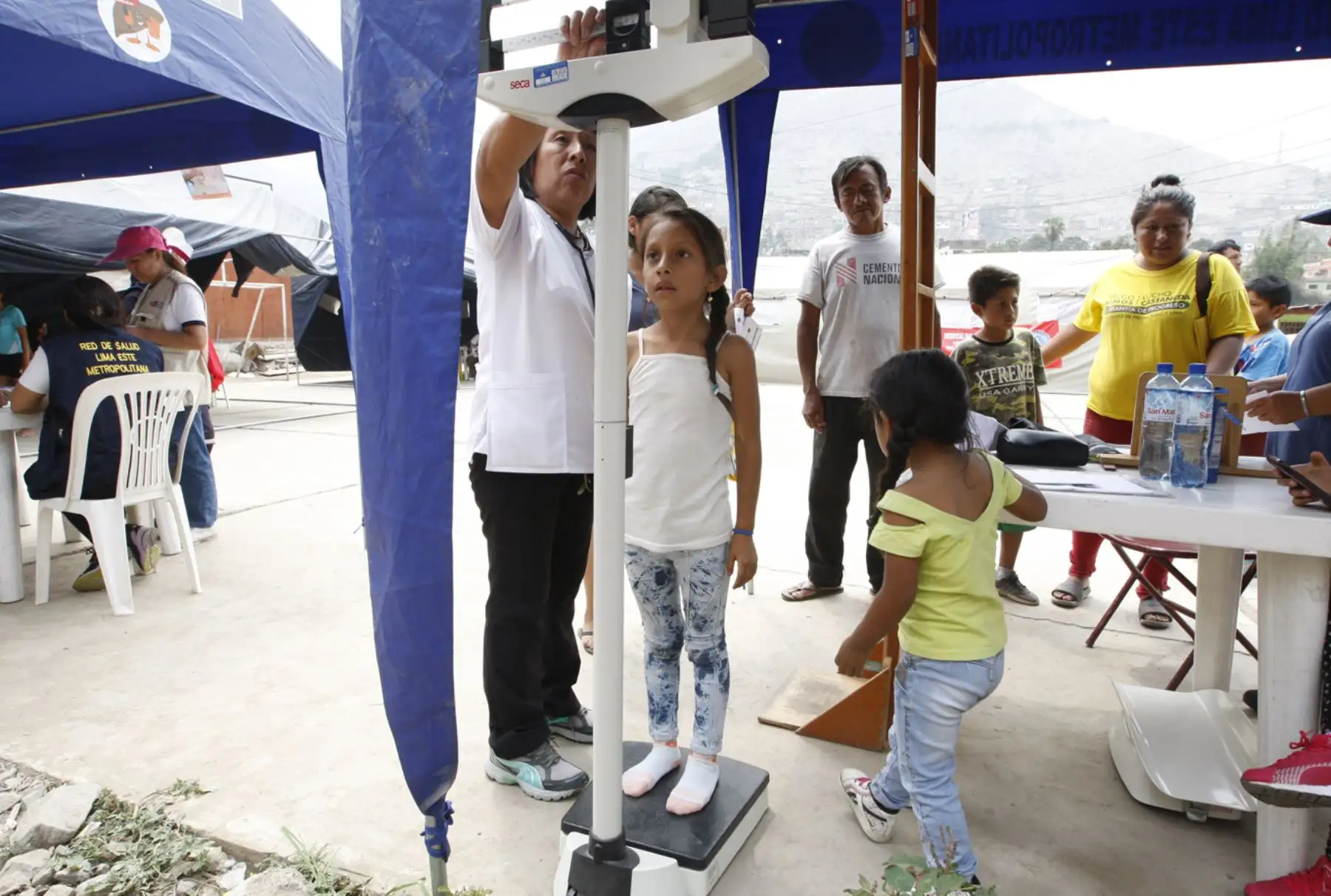 LIMA, PERÚ-ABRIL 02. Ministerio de Salud realiza campaña de salud para los damnificados por las inundaciones y huaicos en la comunidad el Cañaveral-Chosica. Foto: ANDINA/Eddy Ramos.