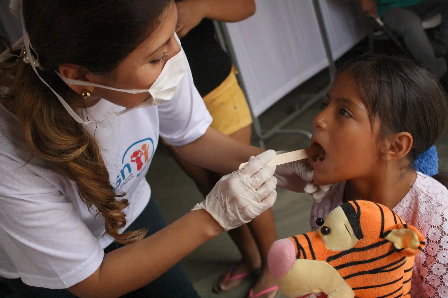Menores de Huarmey afectados por los desastres recibieron atención médica del Instituto Nacional del Niño de San Borja. Foto: Andina/Difusión