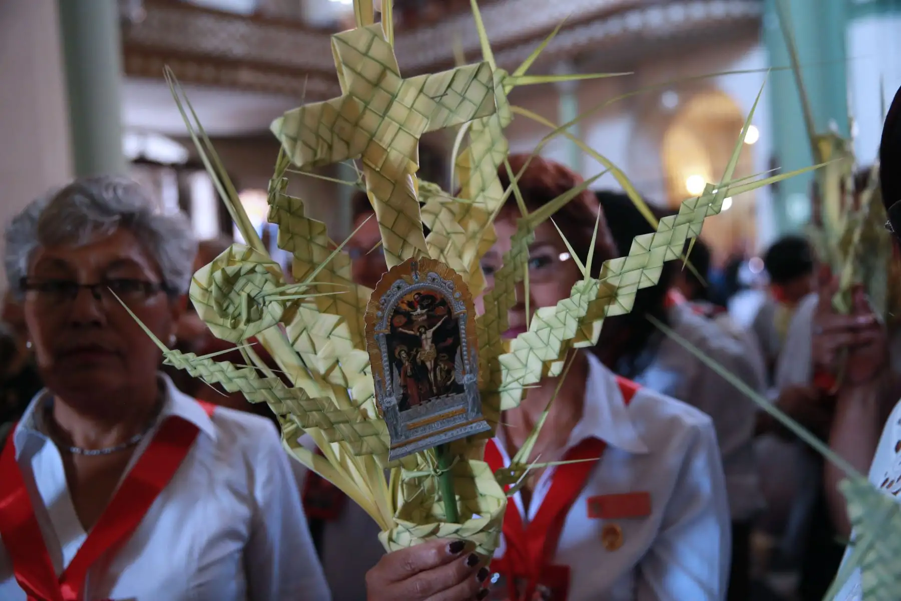 LIMA,PERÚ-ABRIL 09. Limeños  celebra Domingo de ramos que marca el incio de la Semana Santa.Foto: ANDINA/Norman Córdova